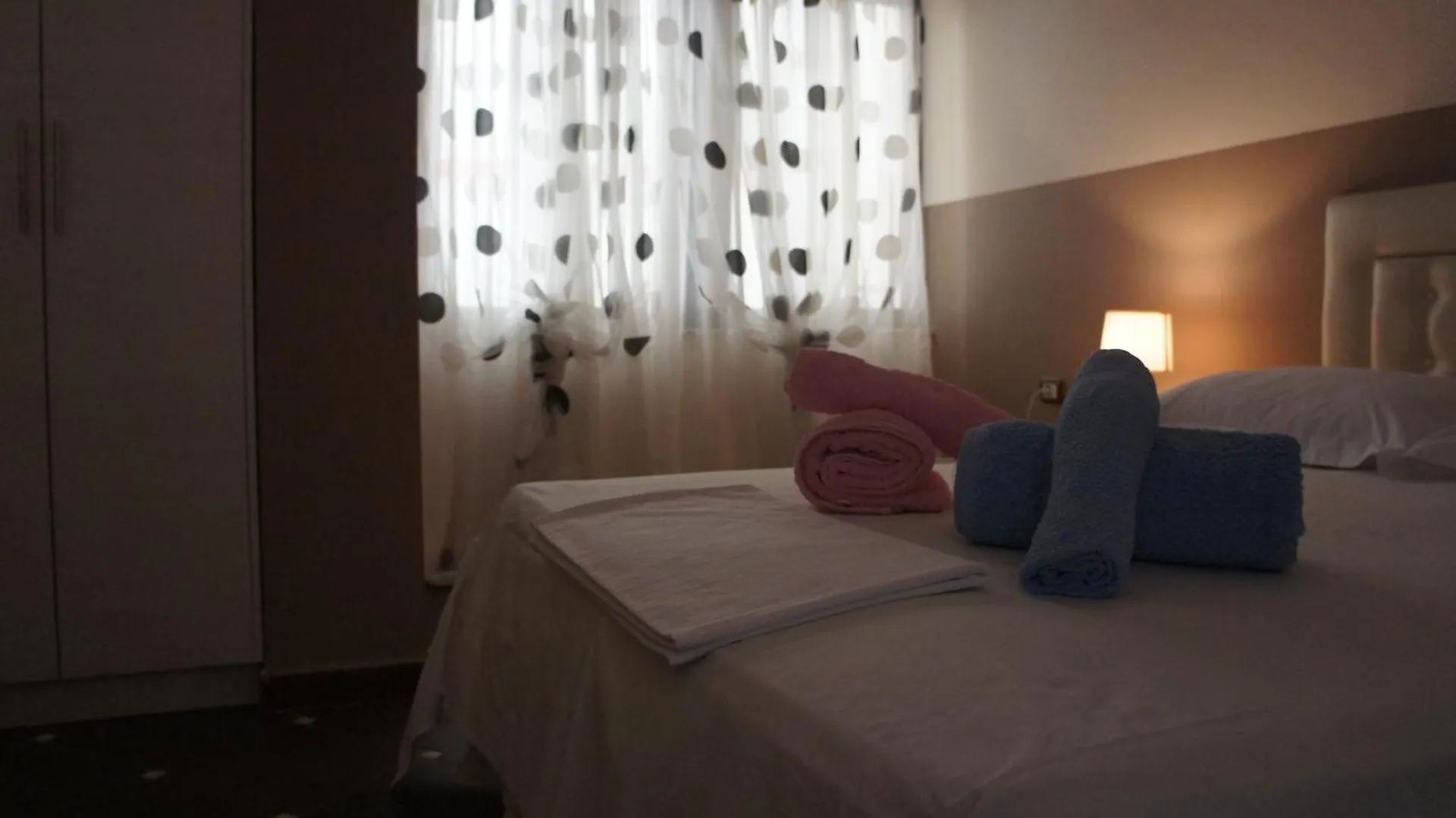 Apartment Megrooms Sarande