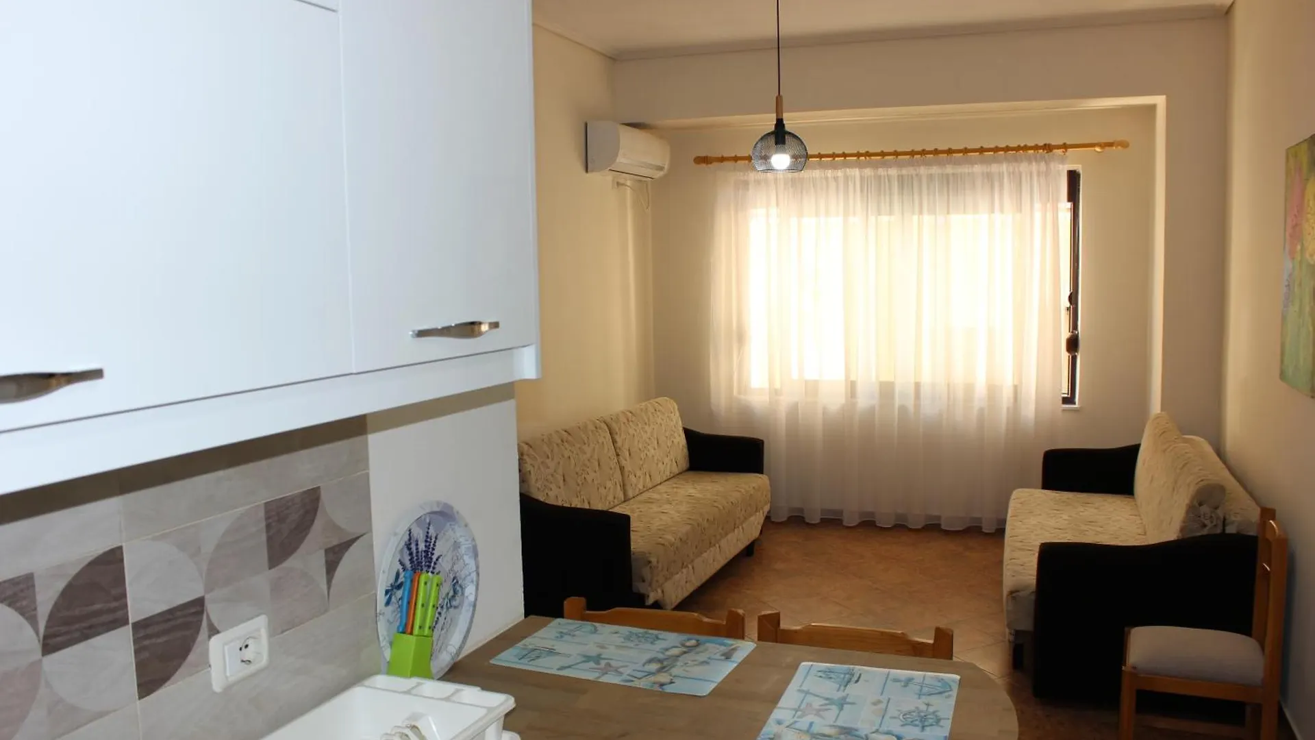 Megrooms Sarande Apartment