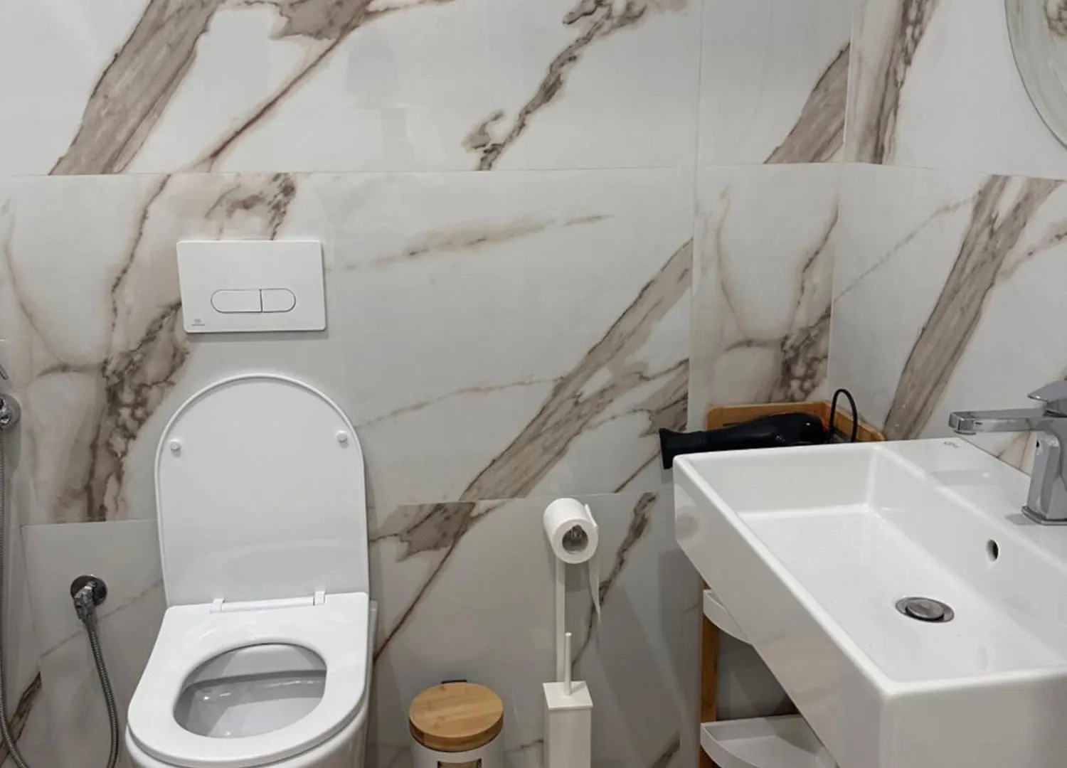 Megrooms Sarande Apartment